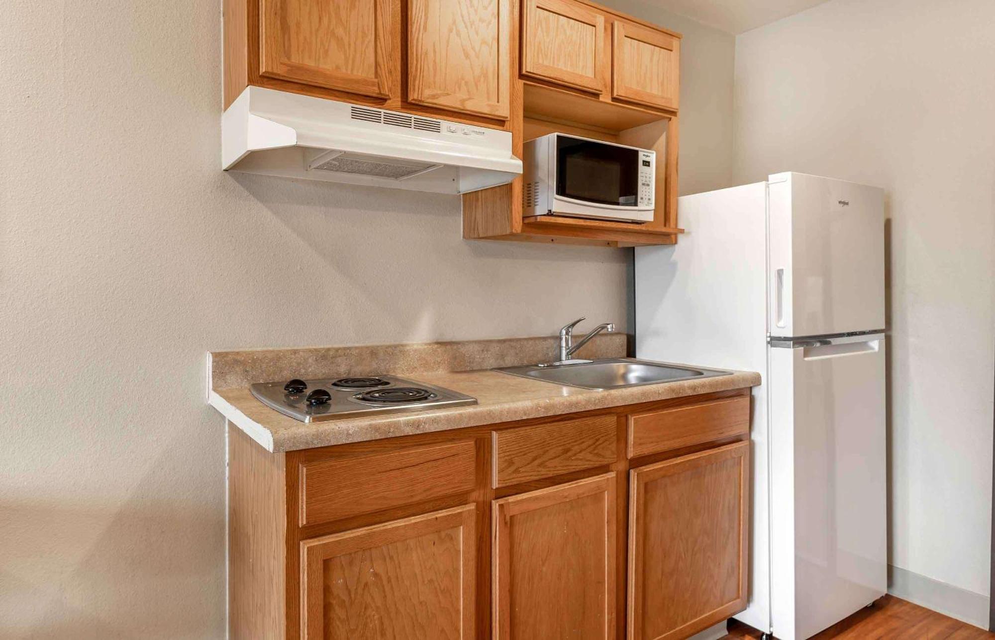 Extended Stay America Select Suites - Wichita - North Екстериор снимка