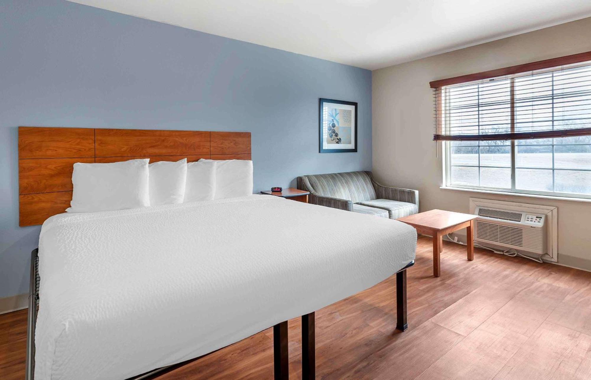Extended Stay America Select Suites - Wichita - North Екстериор снимка