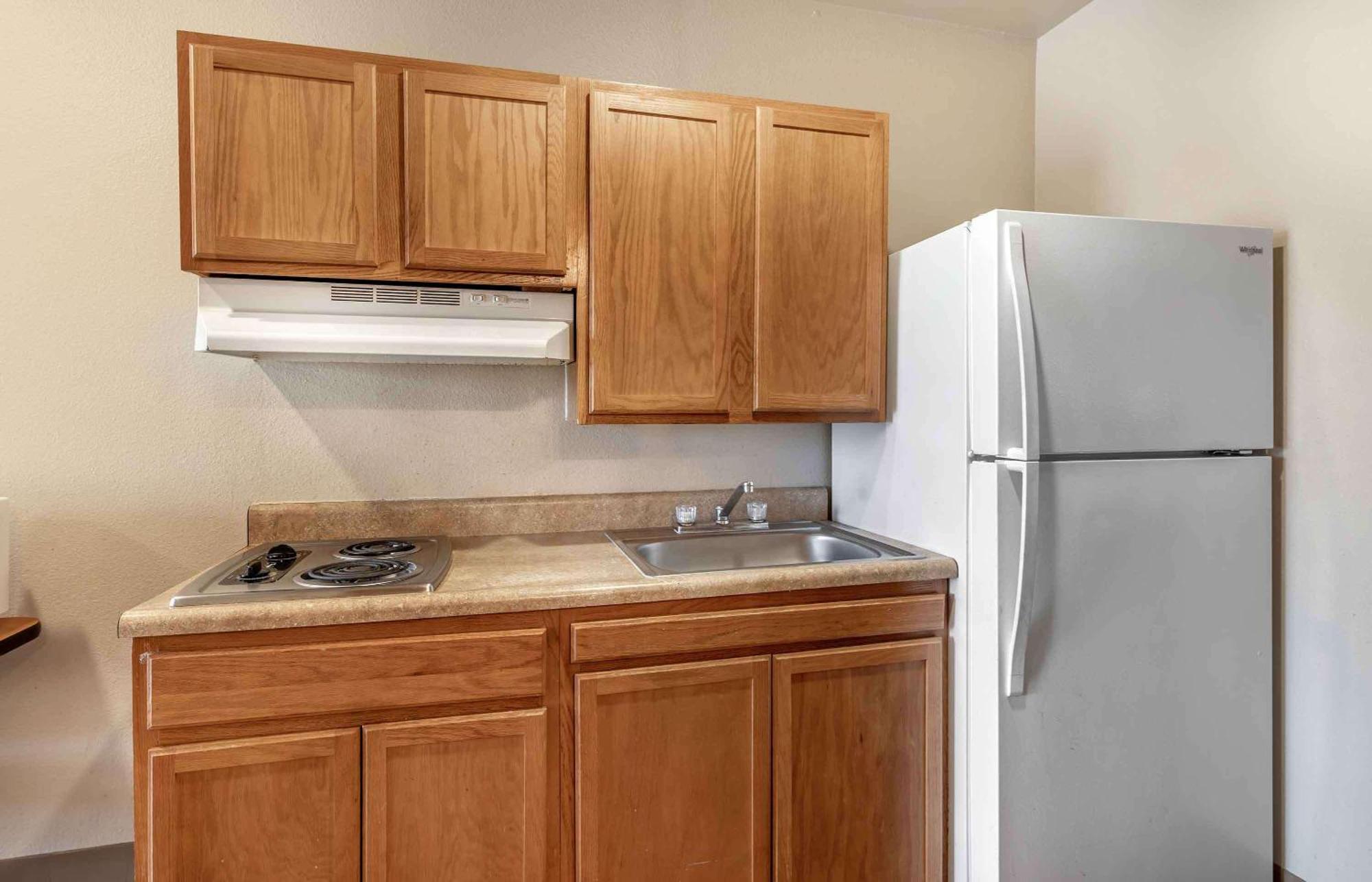 Extended Stay America Select Suites - Wichita - North Екстериор снимка