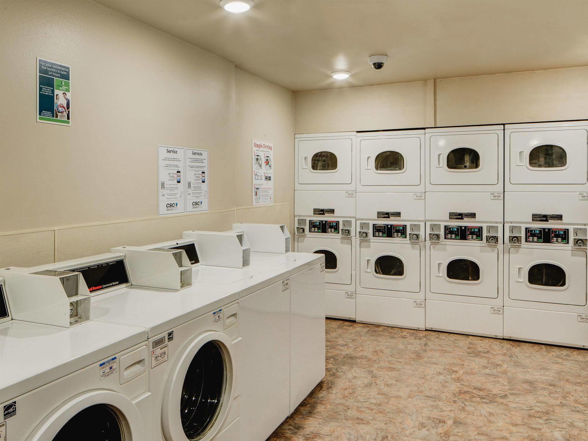 Extended Stay America Select Suites - Wichita - North Екстериор снимка